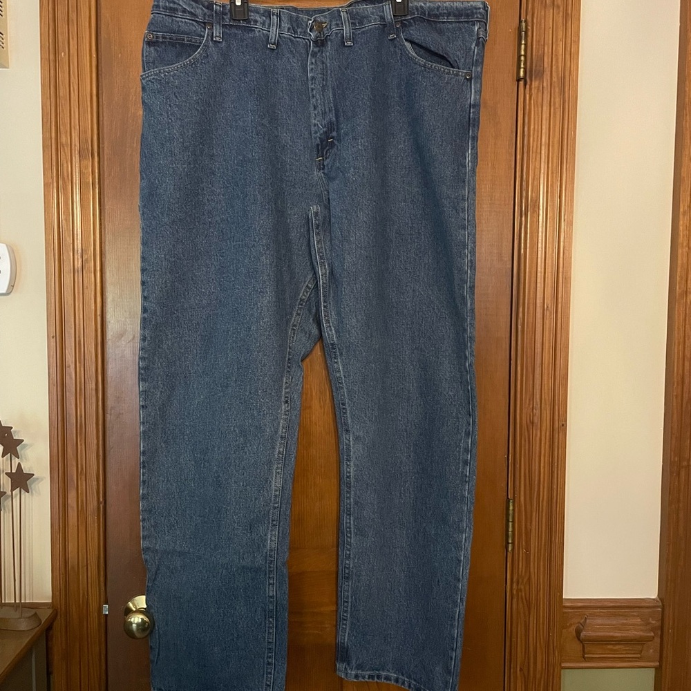 Wrangler Relaxed Fit Five Star 100% Cotton Blue Jeans, NWT, 46x34